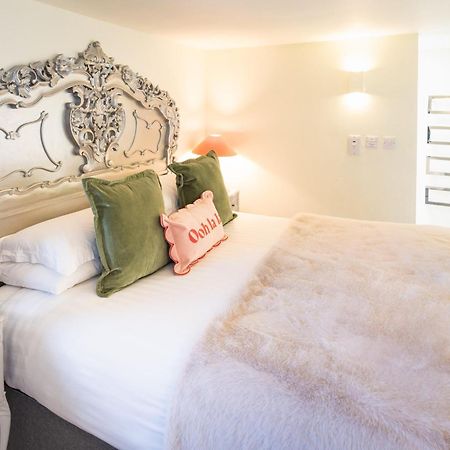 Gorgeous Boutique Flat Sleeps 2 In Lyme Regis Villa Luaran gambar